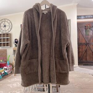 Ugg Teddy Jacket! Sz L w/hoodie cardigan